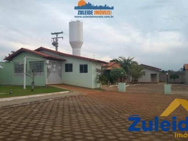 #102 - Casa para Venda em Caldas Novas - GO